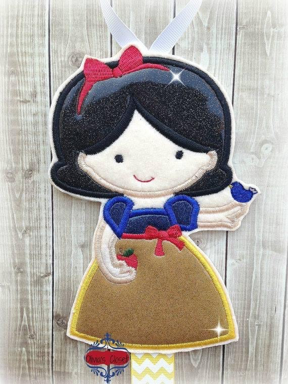 Snow White Bow Holder