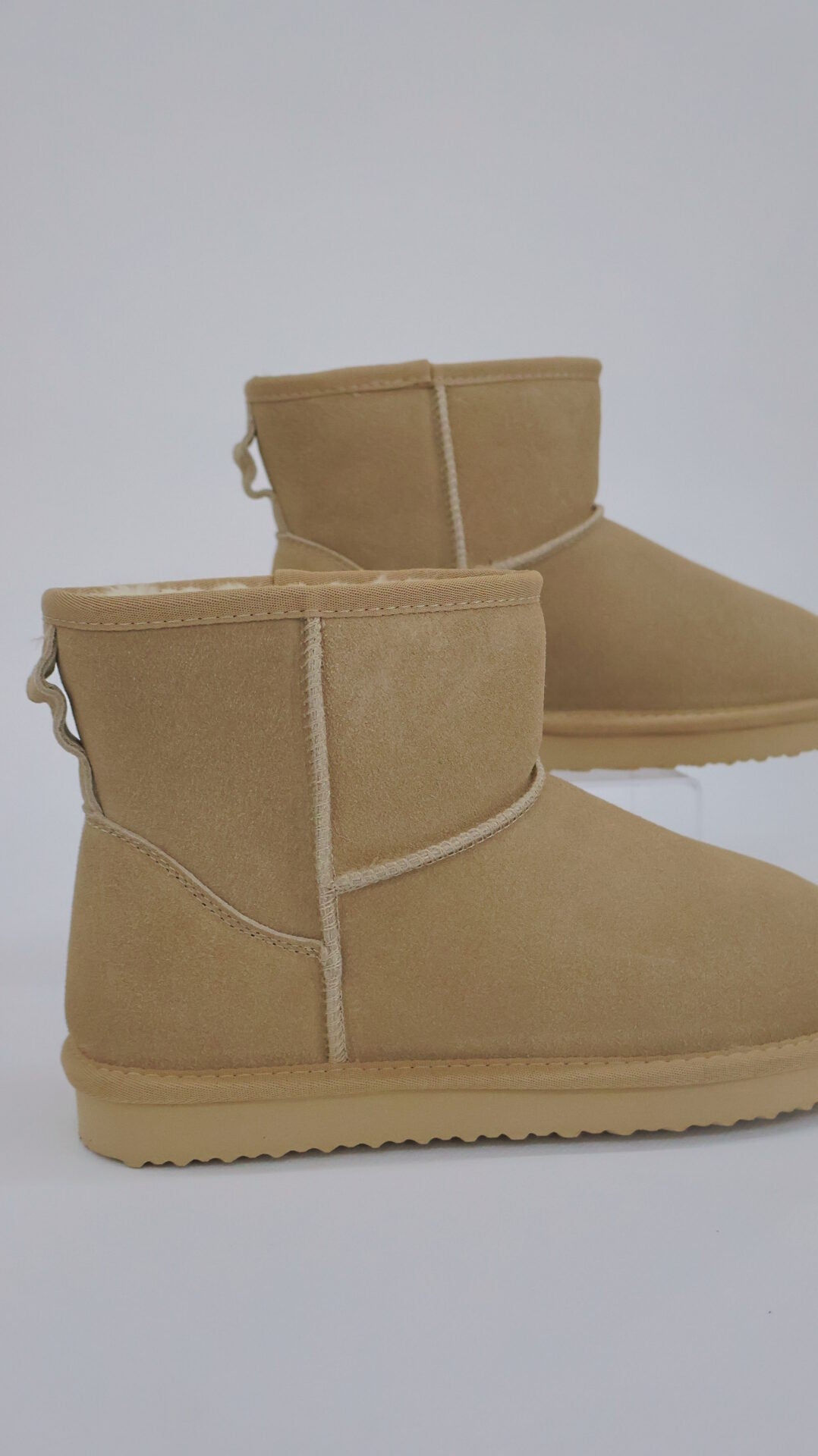 STIVALETTI BEIGE ALTI