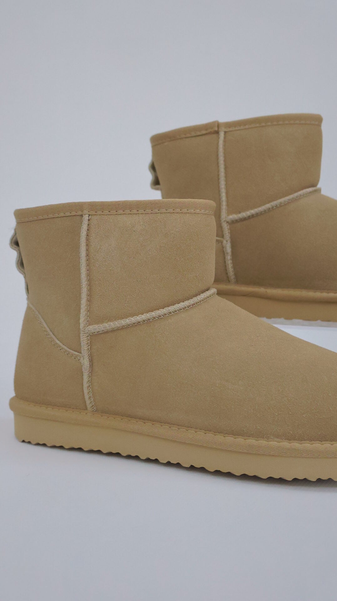 STIVALETTI BEIGE ALTI