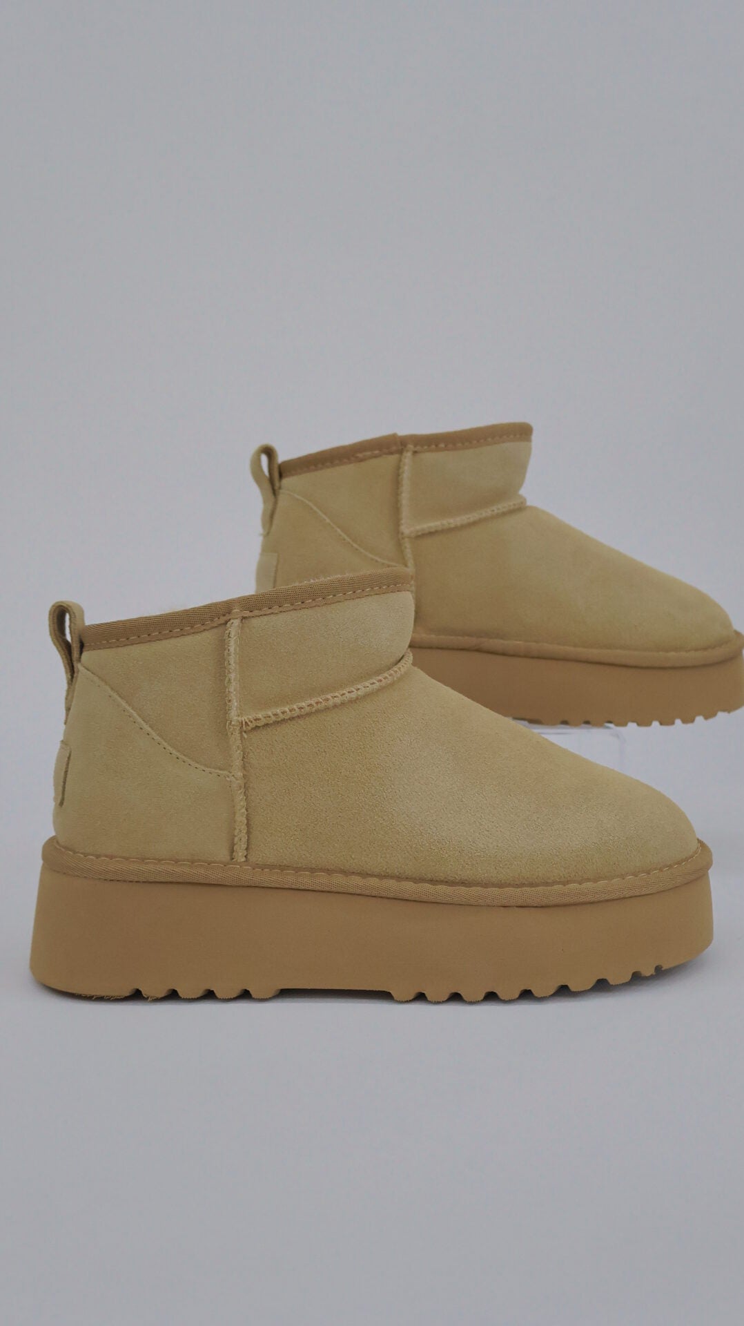 STIVALETTI BEIGE PLATFORM