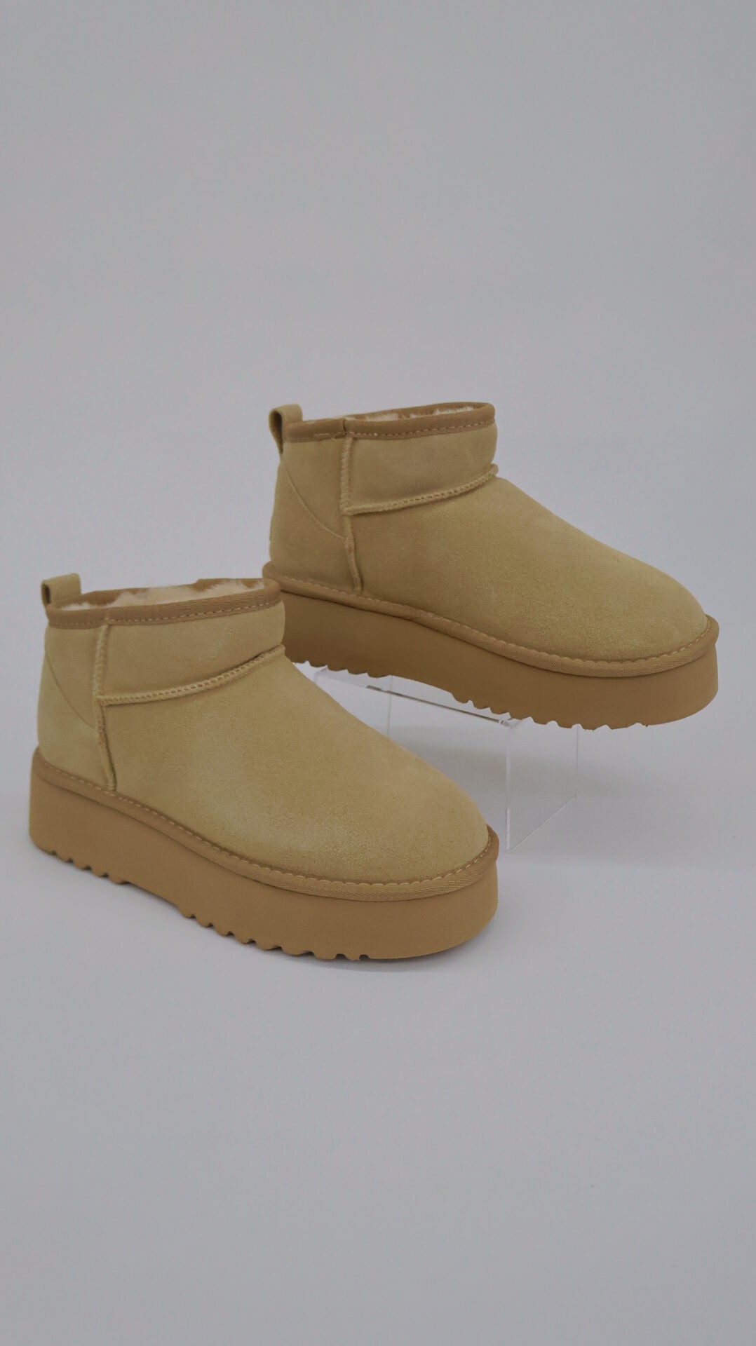 STIVALETTI BEIGE PLATFORM