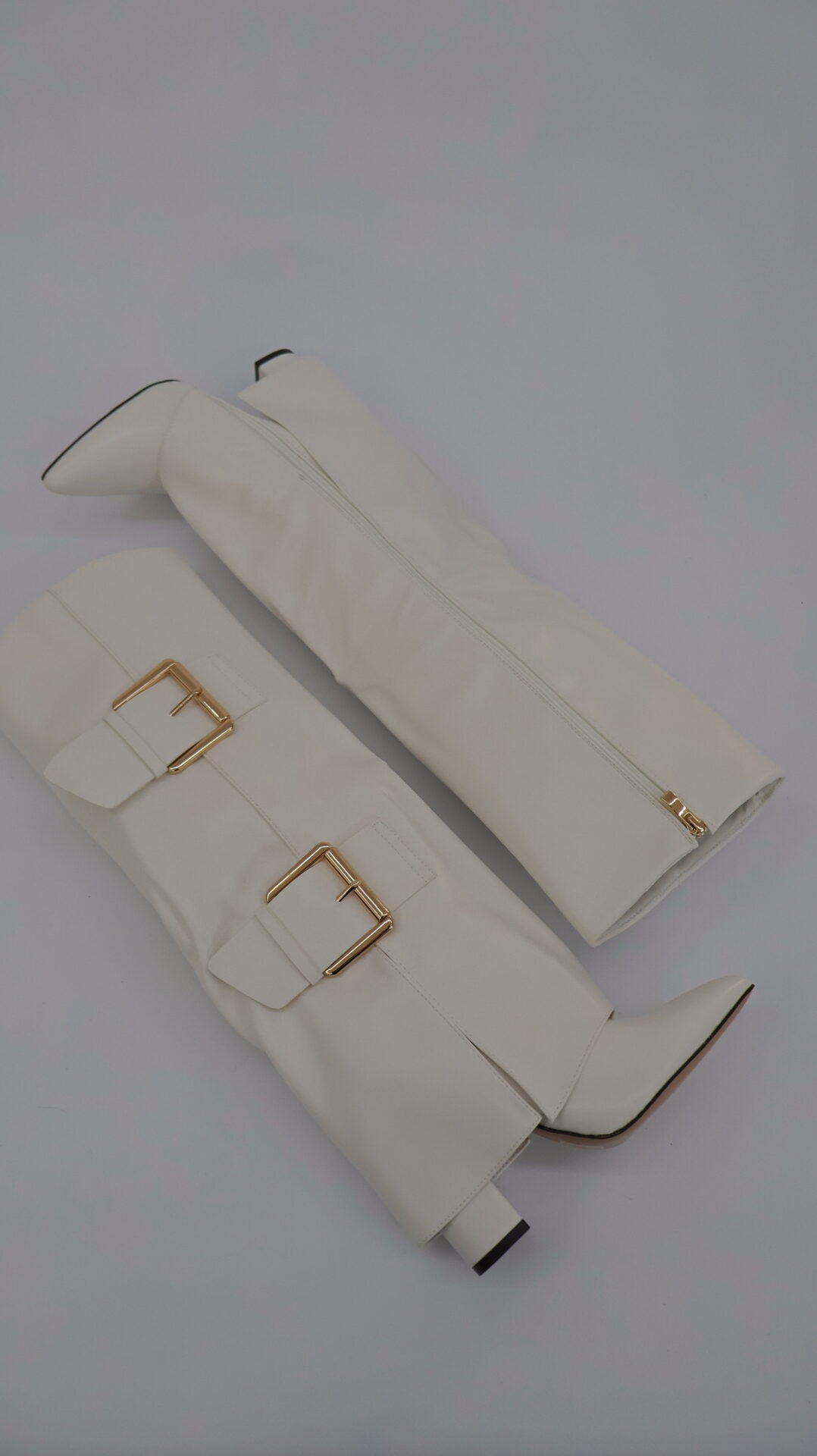 STIVALE ALTO CON FIBBIE BIANCO (36/38)