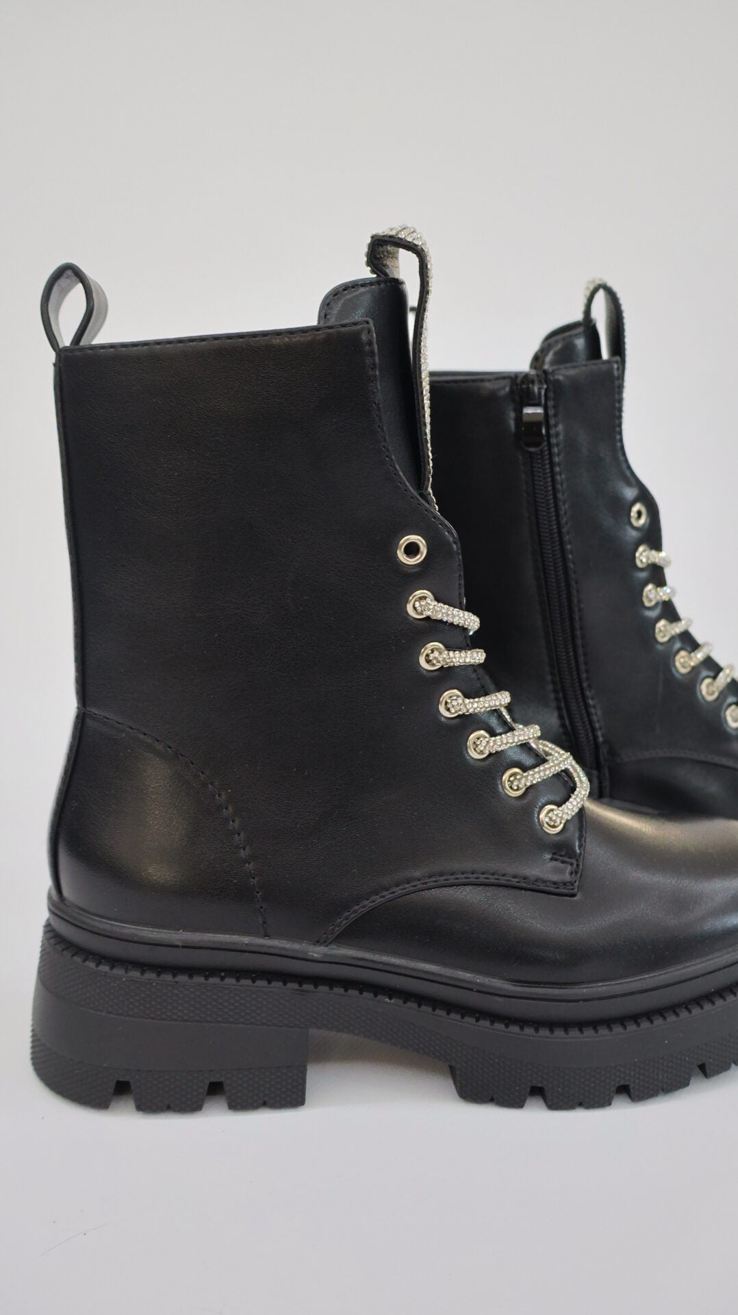 ANFIBIO BLACK & SHINE