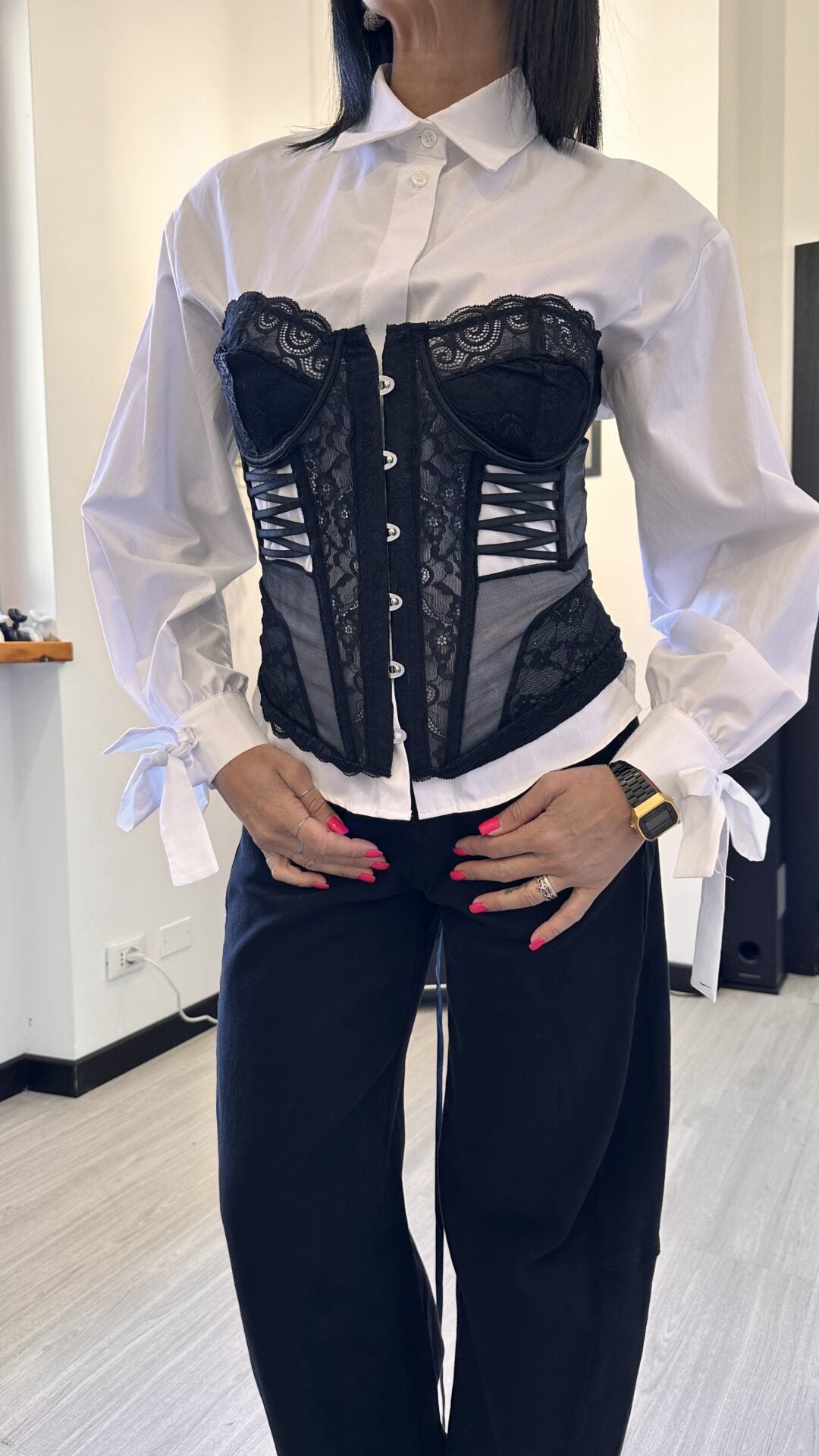 CORSETTO IN PIZZO NERO