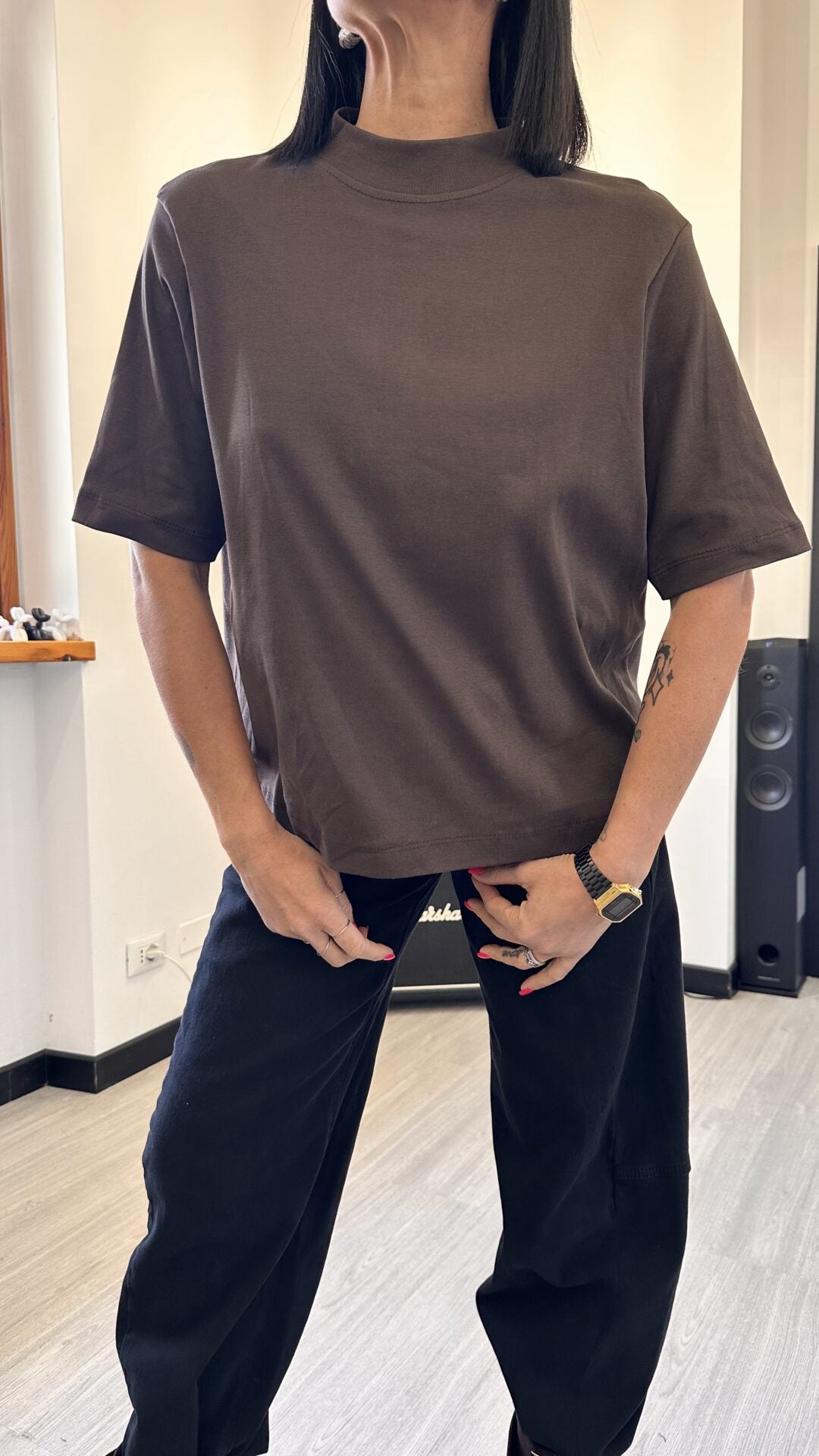 T-SHIRT TAGLIO UOMO MARRONE