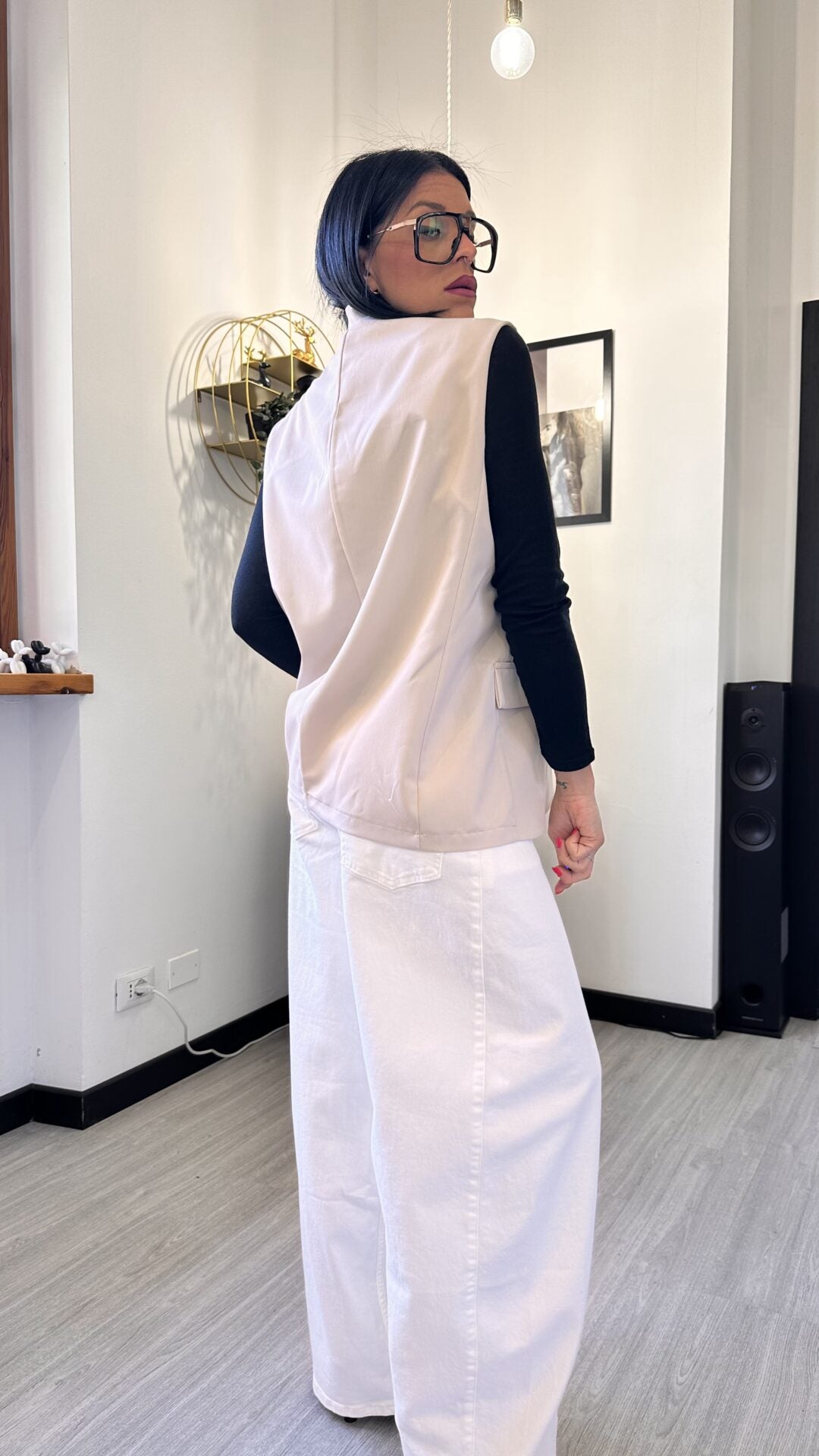 GIACCA SMANICATA CHIUSURA AL COLLO BEIGE