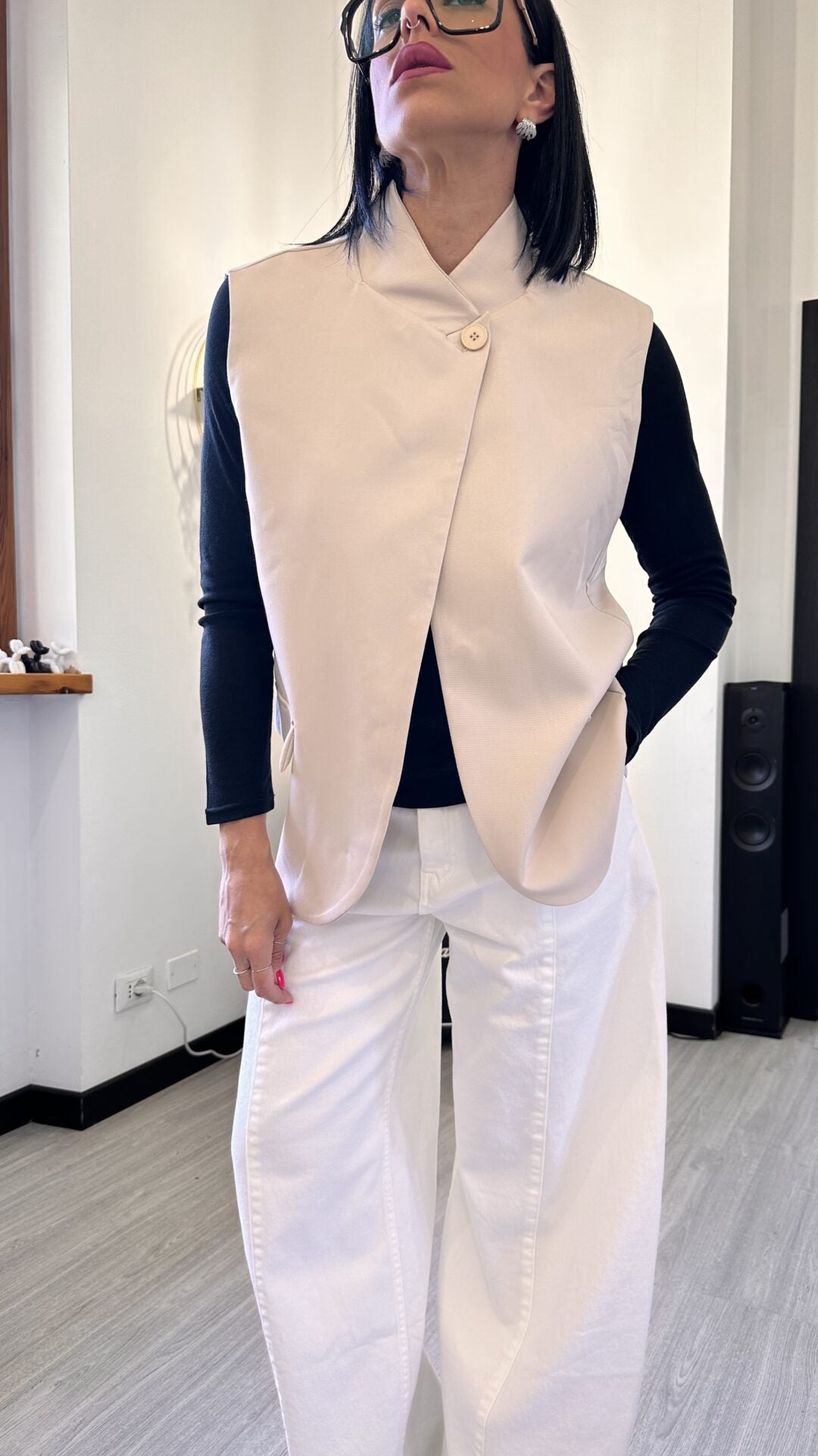 GIACCA SMANICATA CHIUSURA AL COLLO BEIGE