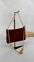POCHETTE SCAMOSCIATA CON CATENELLA BORDEAUX