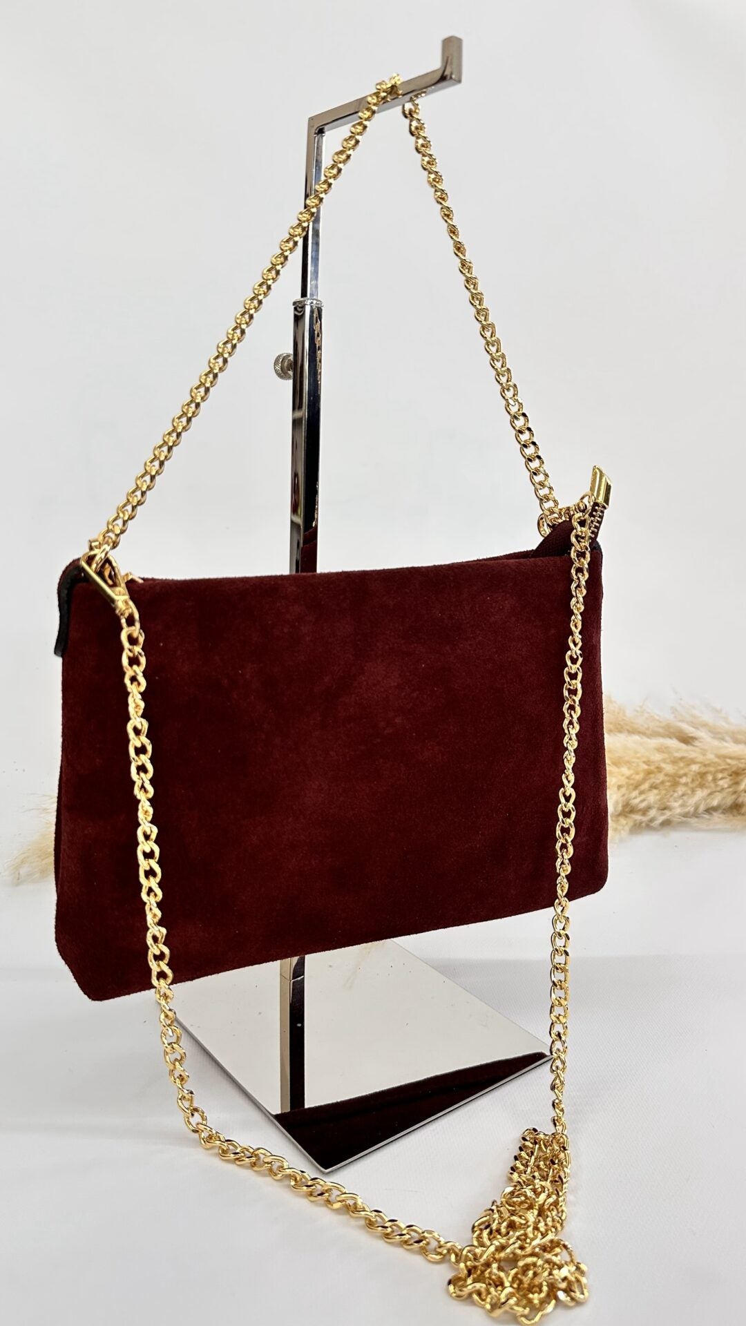 POCHETTE SCAMOSCIATA CON CATENELLA BORDEAUX