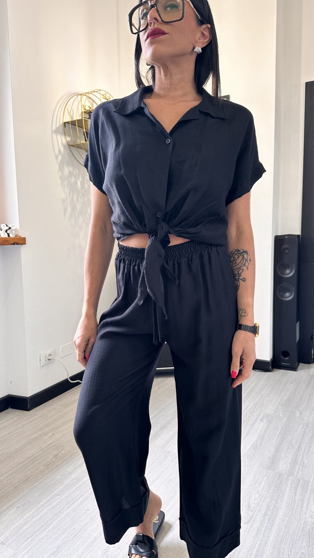 COORDINATO CAMICIA CON NODO NERO