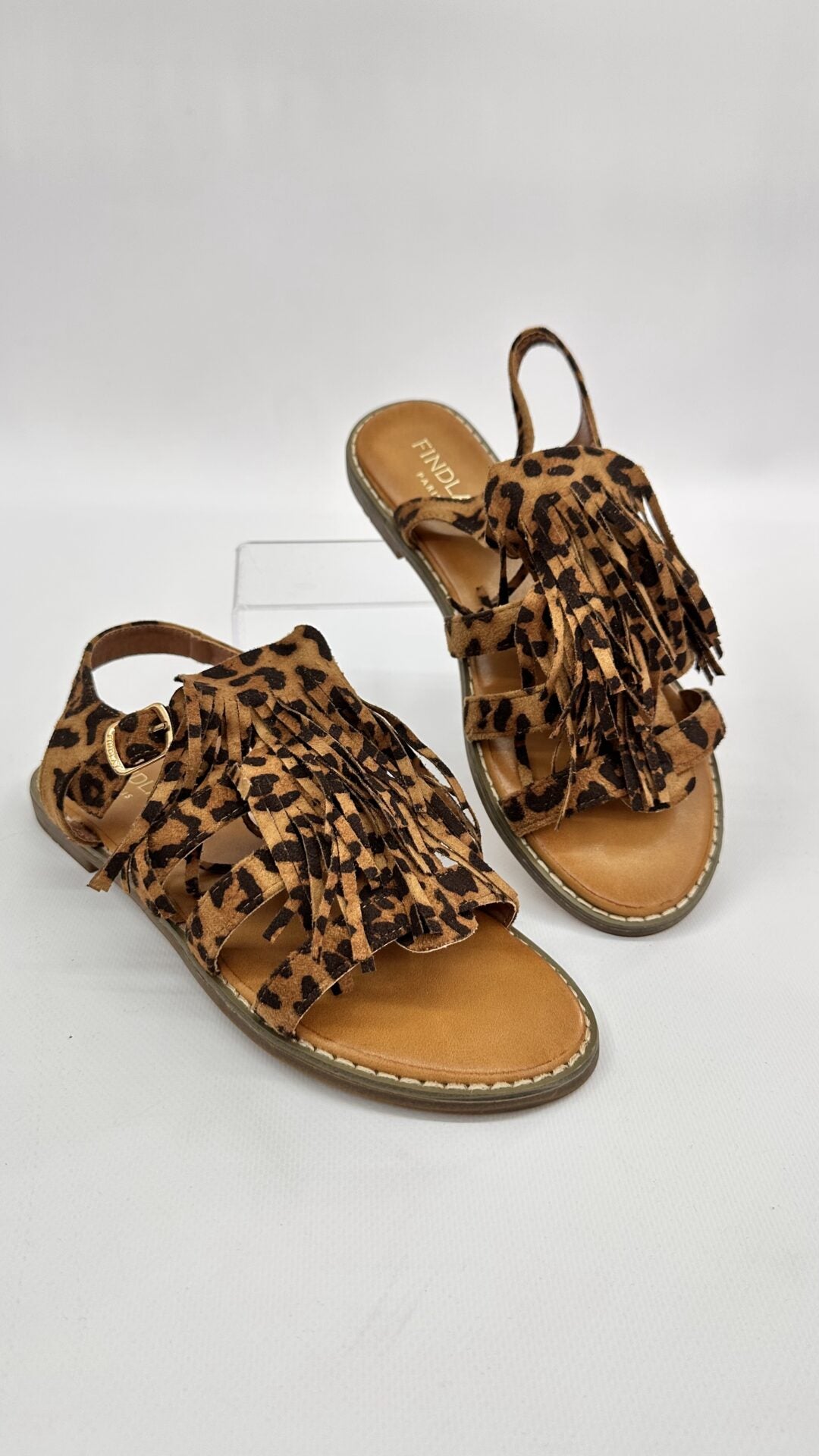 SANDALO CON FRANGE LEOPARDATO