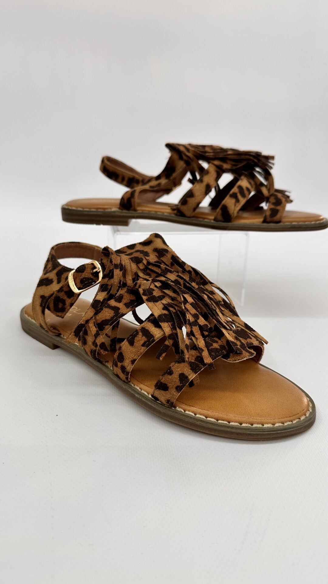 SANDALO CON FRANGE LEOPARDATO