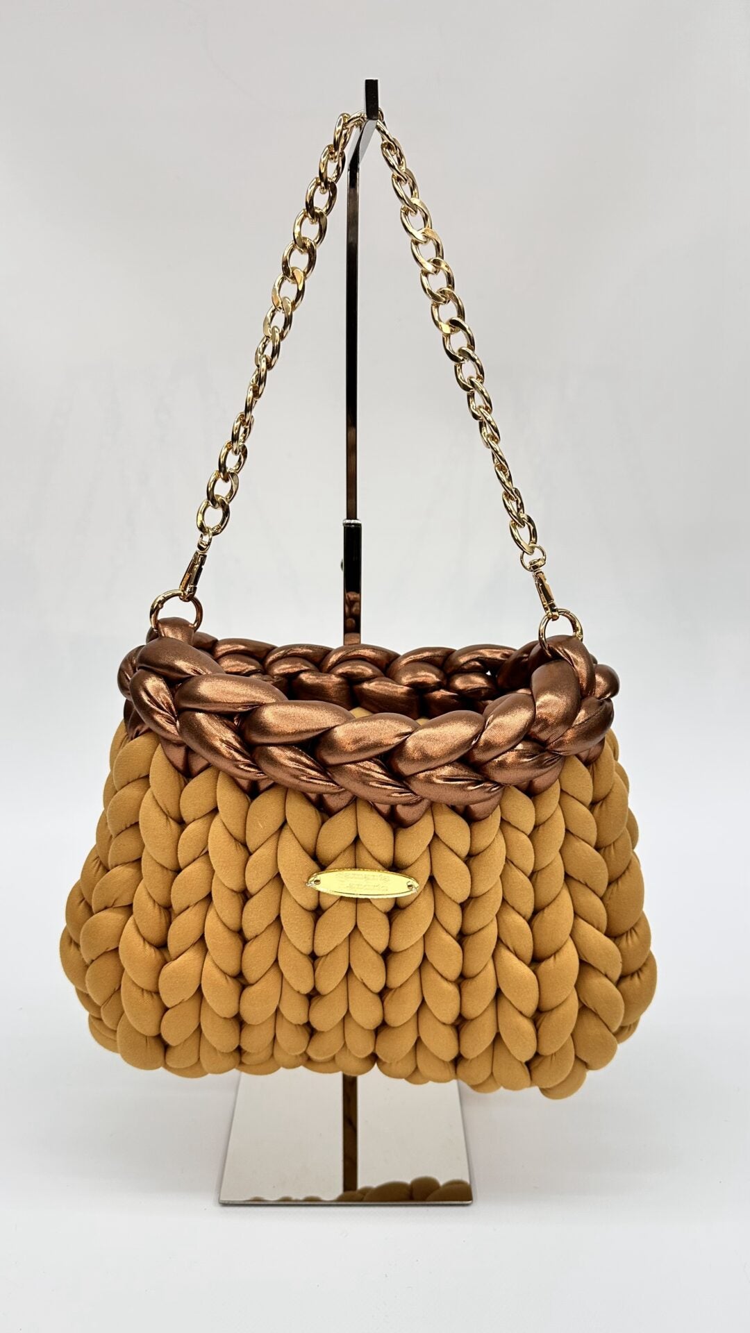 BORSA CARAMEL & BRONZE INTRECCIATA CON CATENA ORO