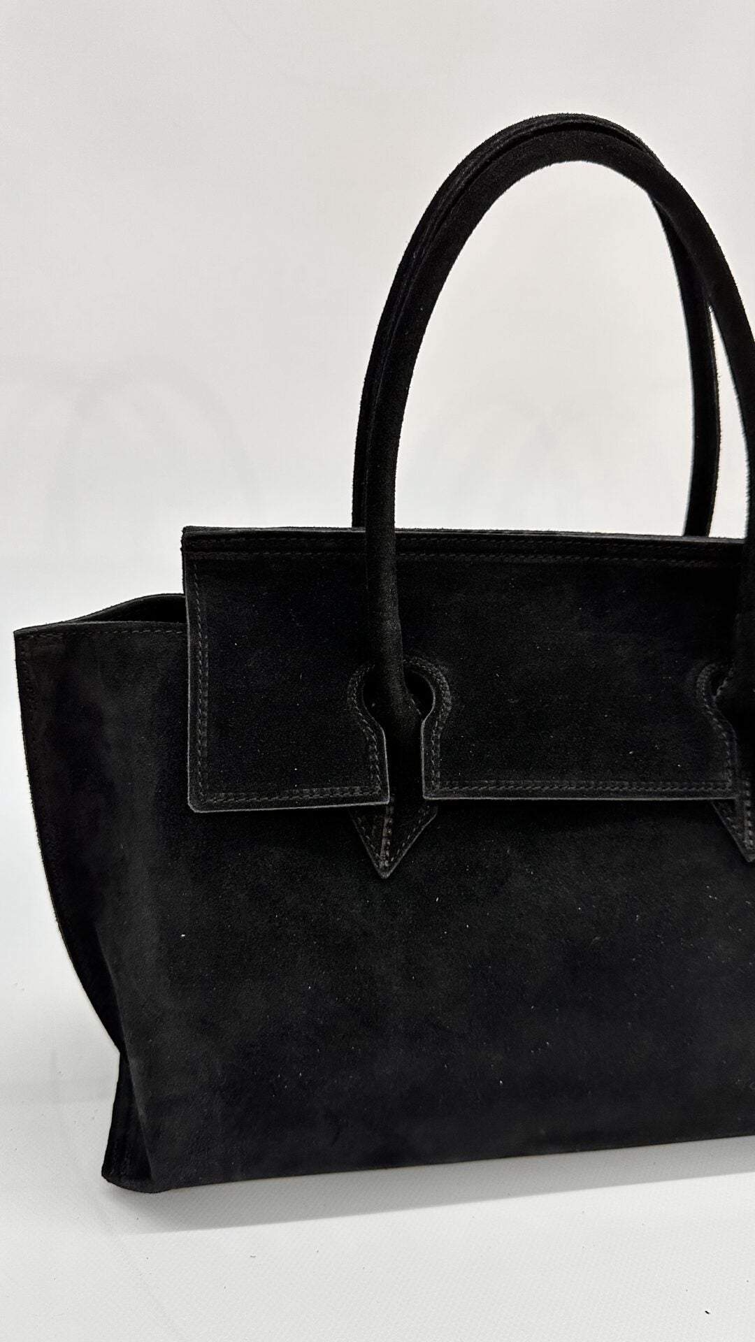 BORSA SCAMOSCIATA NERA MEDIA