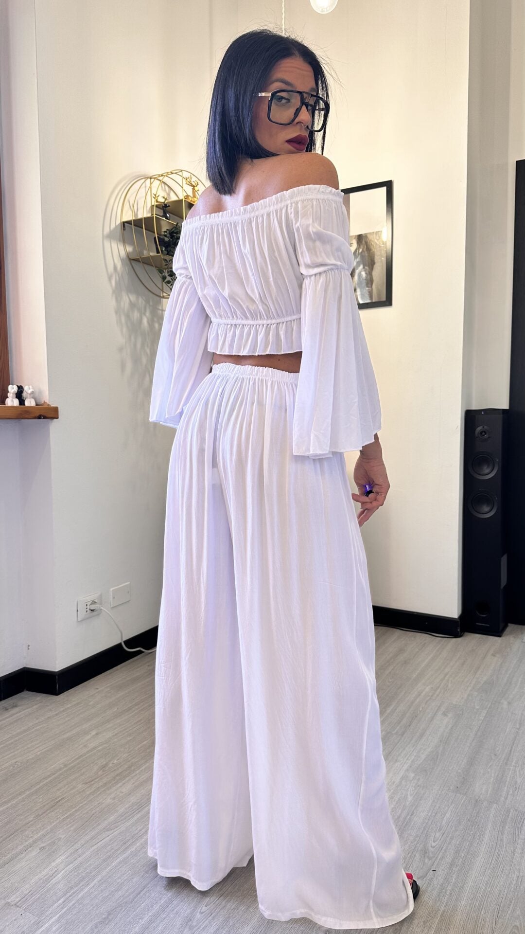 COORDINATO MORBIDO CON BALZE BIANCO
