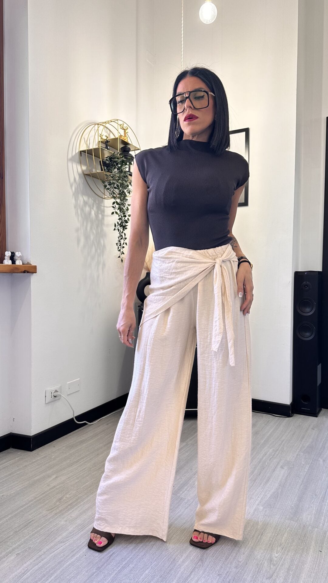 PANTALONE IN LINO CON PAREO BEIGE