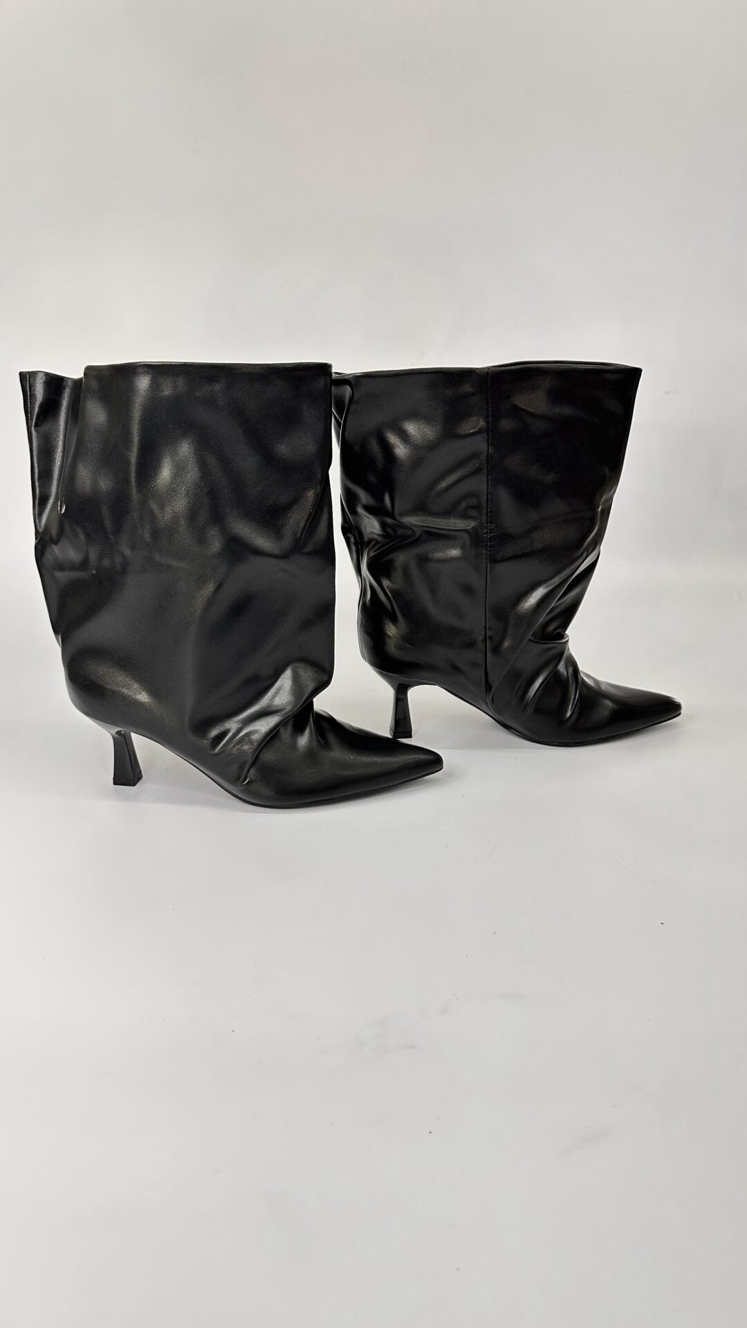 STIVALETTI OVERSIZE BASSI NERI (38/39)