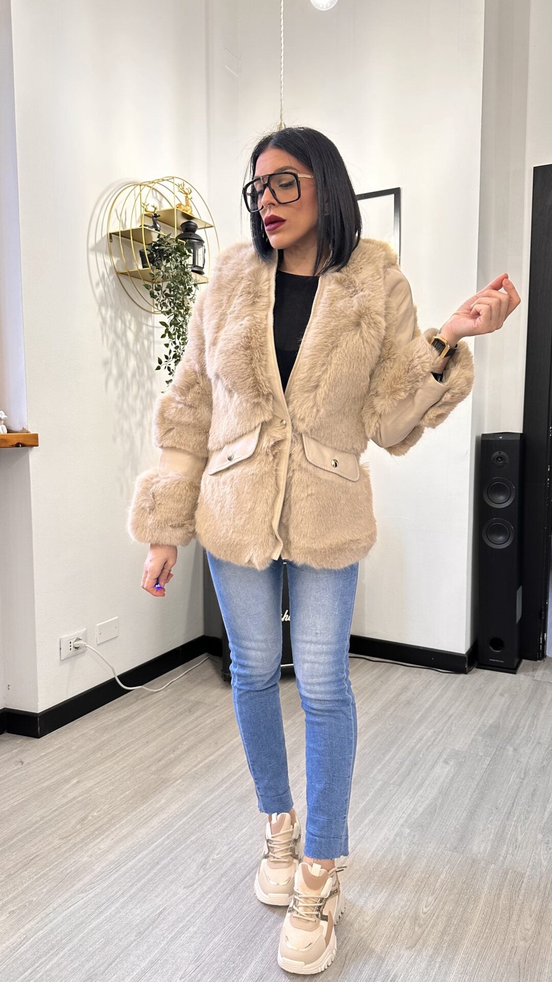 CAPPOTTO ECOPELLE PELLICCIA AVORIO (M/XL)