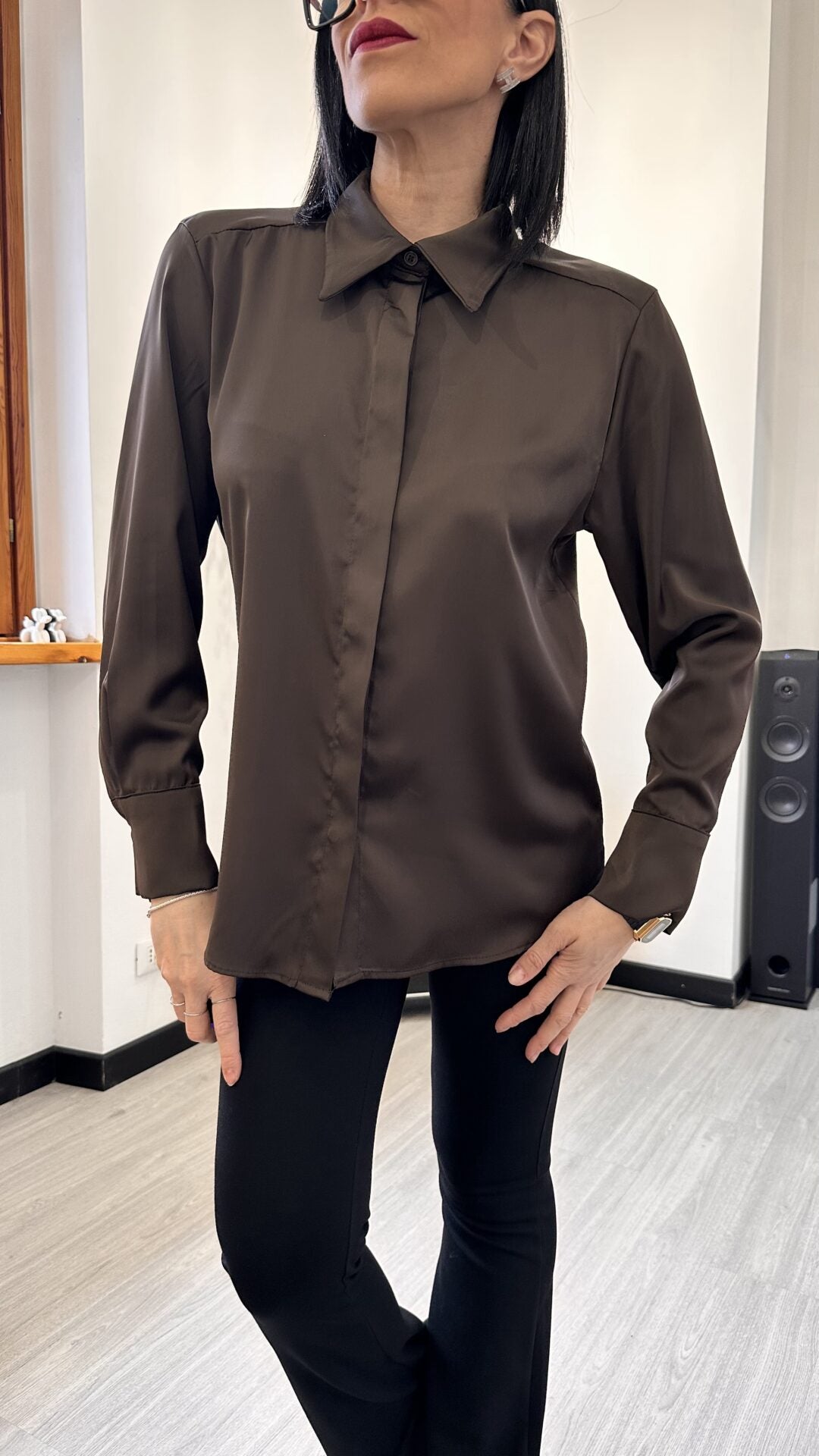 CAMICIA SIMIL RASO LISCIA MARRONE