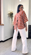 T-SHIRT A RIGHE APERTA SUL RETRO MATTONE