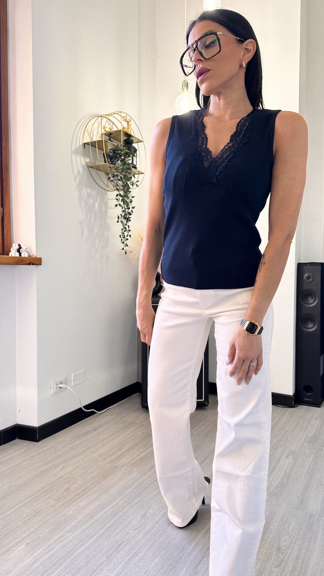CANOTTA SCOLLO A V IN PIZZO BLU