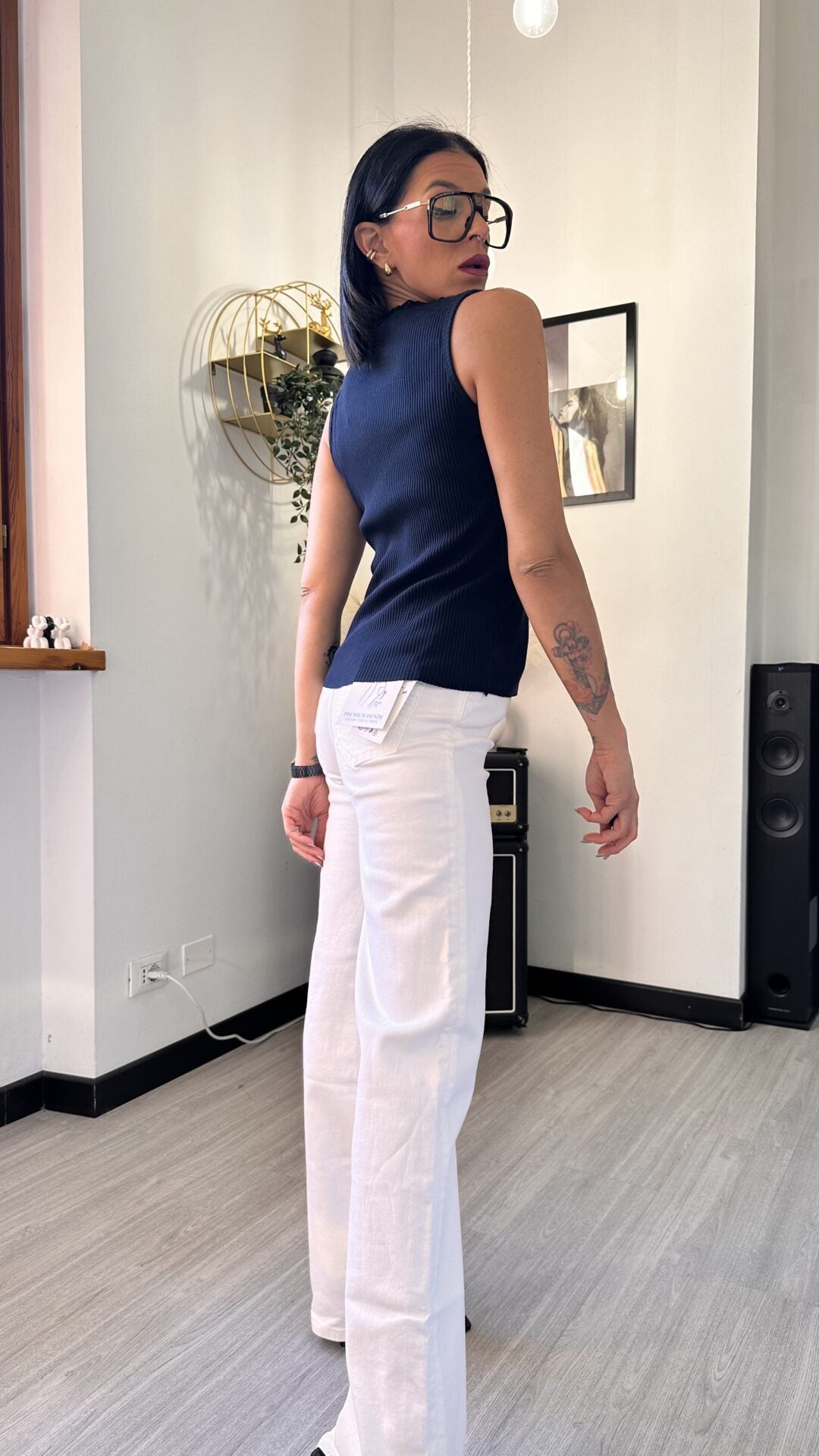 CANOTTA SCOLLO A V IN PIZZO BLU