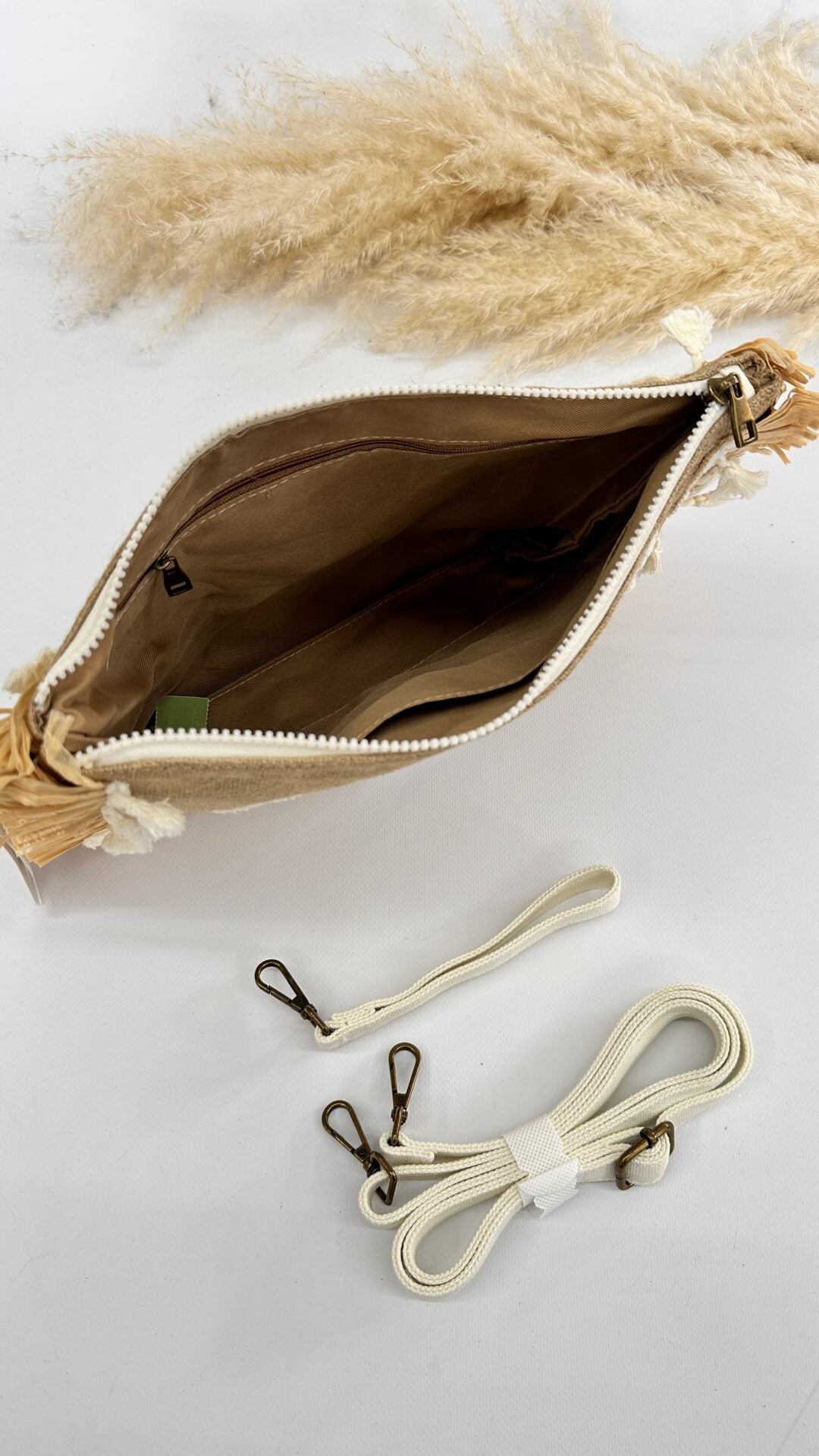 POCHETTE IN PAGLIUZZA BIANCA