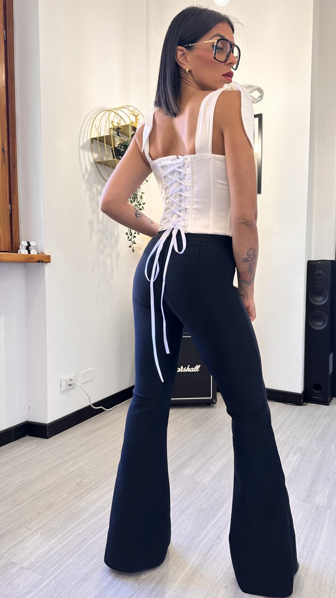 CORSETTO CON FIOCCO BIANCO (M)