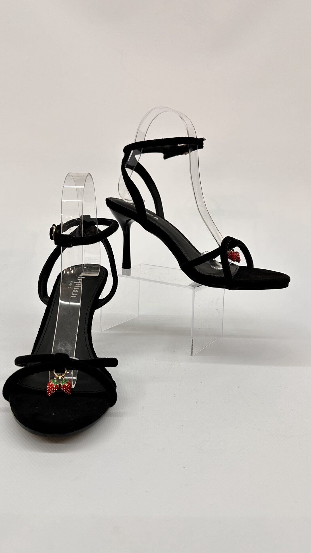 SANDALI SCAMOSCIATI CON FRAGOLINA NERO