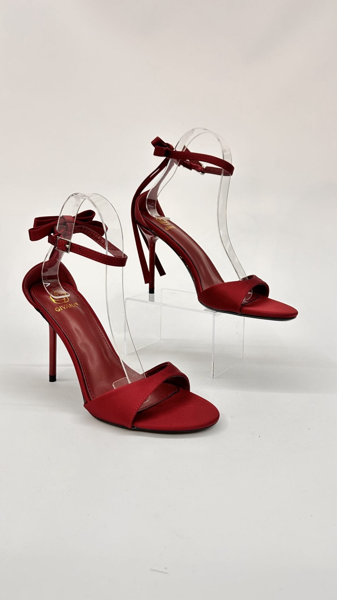 SANDALO CON FIOCCO SIMIL RASO BORDEAUX