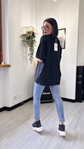 T-SHIRT NERA OVERSIZE