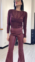 PANTALONE A ZAMPA IN ECOPELLE BORDEAUX