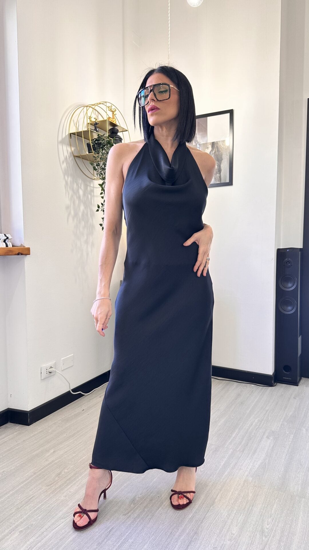 VESTITO SIMIL RASO LUNGO NERO