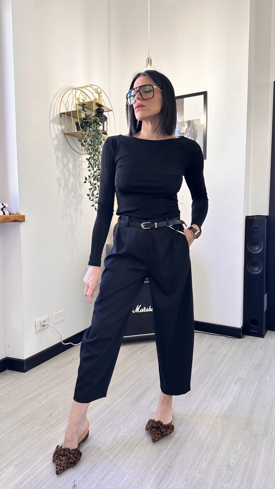 PANTALONE BALLOON CON CINTURA ORO