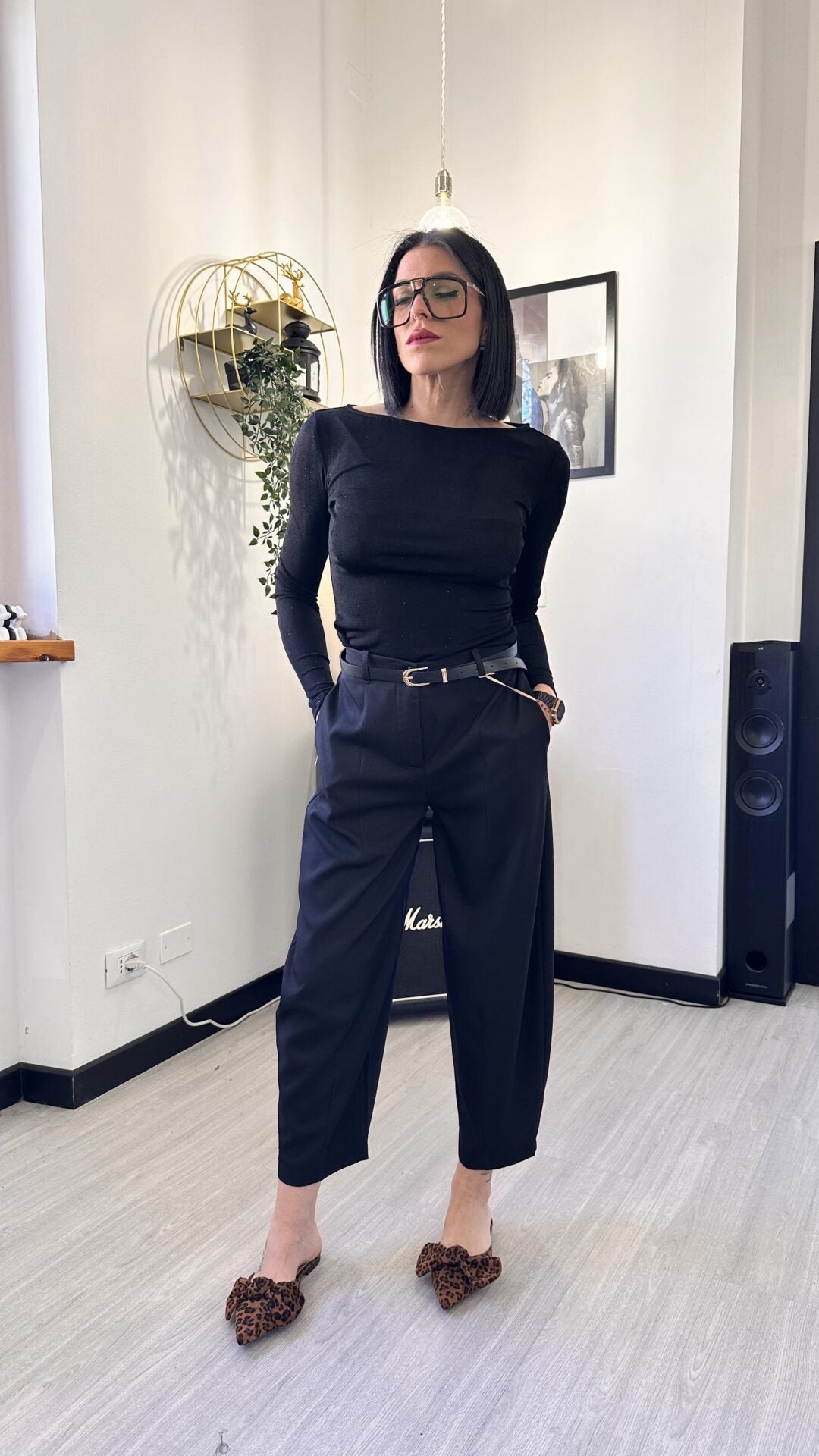 PANTALONE BALLOON CON CINTURA ORO