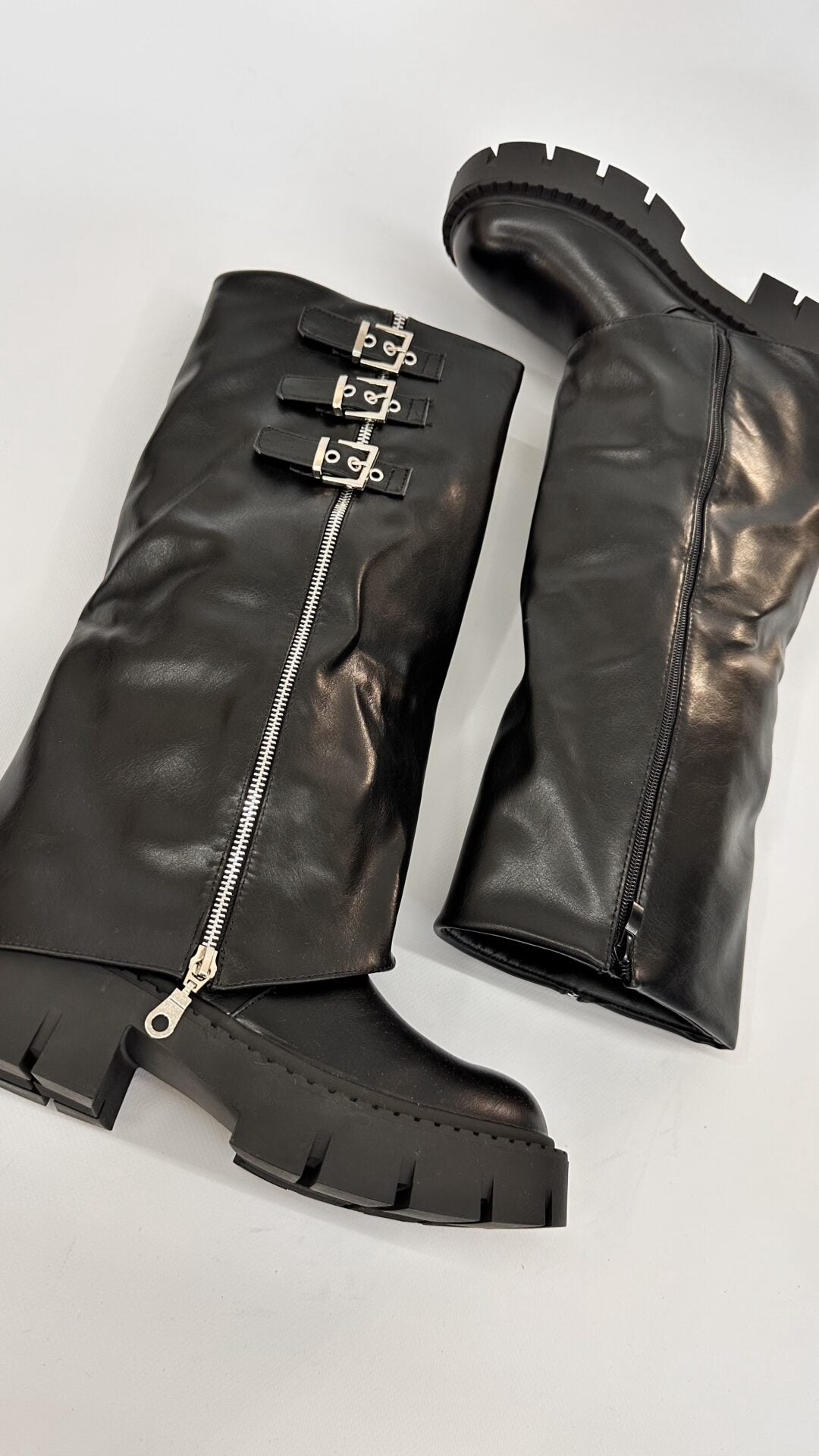 STIVALE ZIPPER BUCKLE