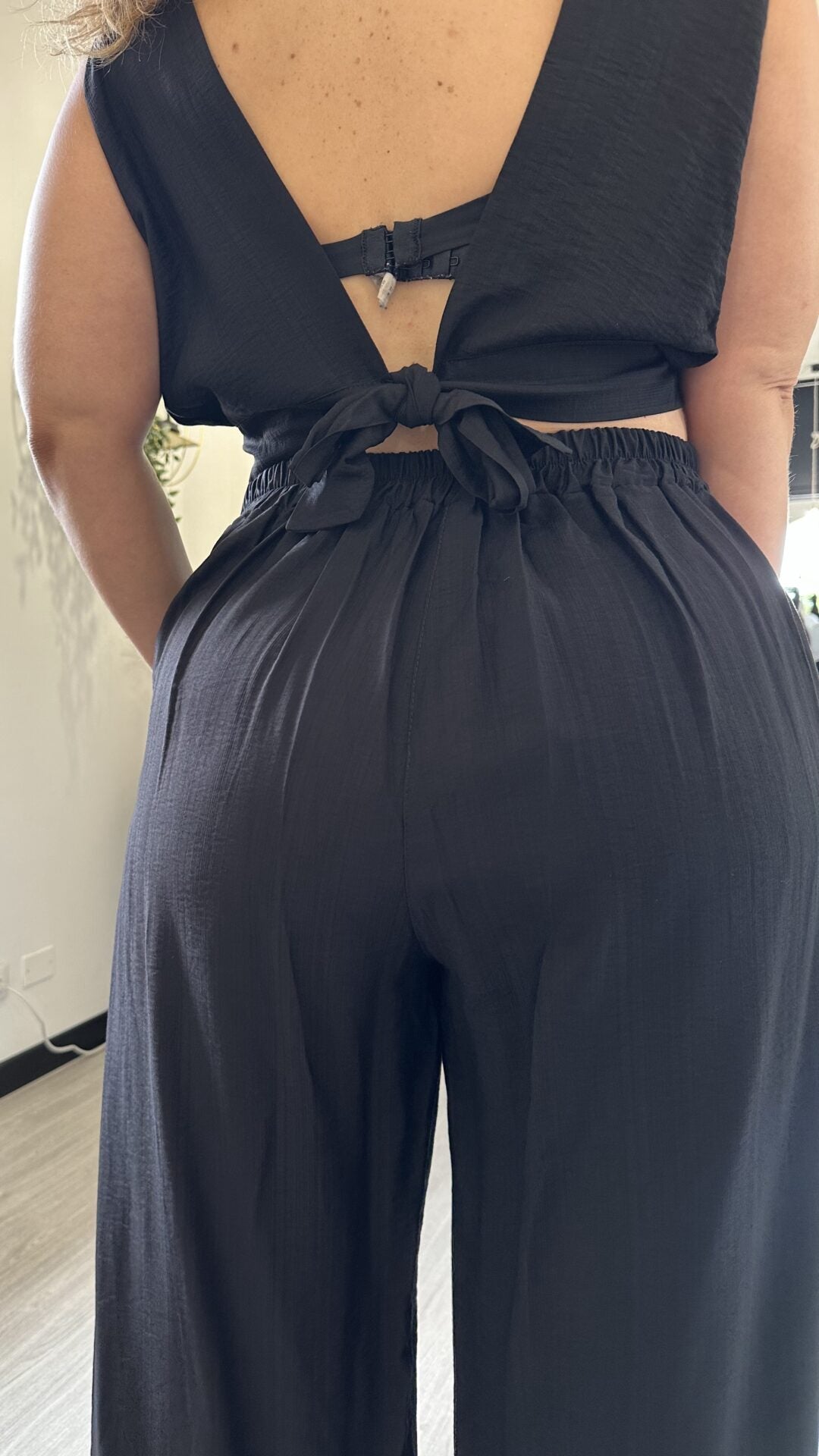COORDINATO CON TOP NERO