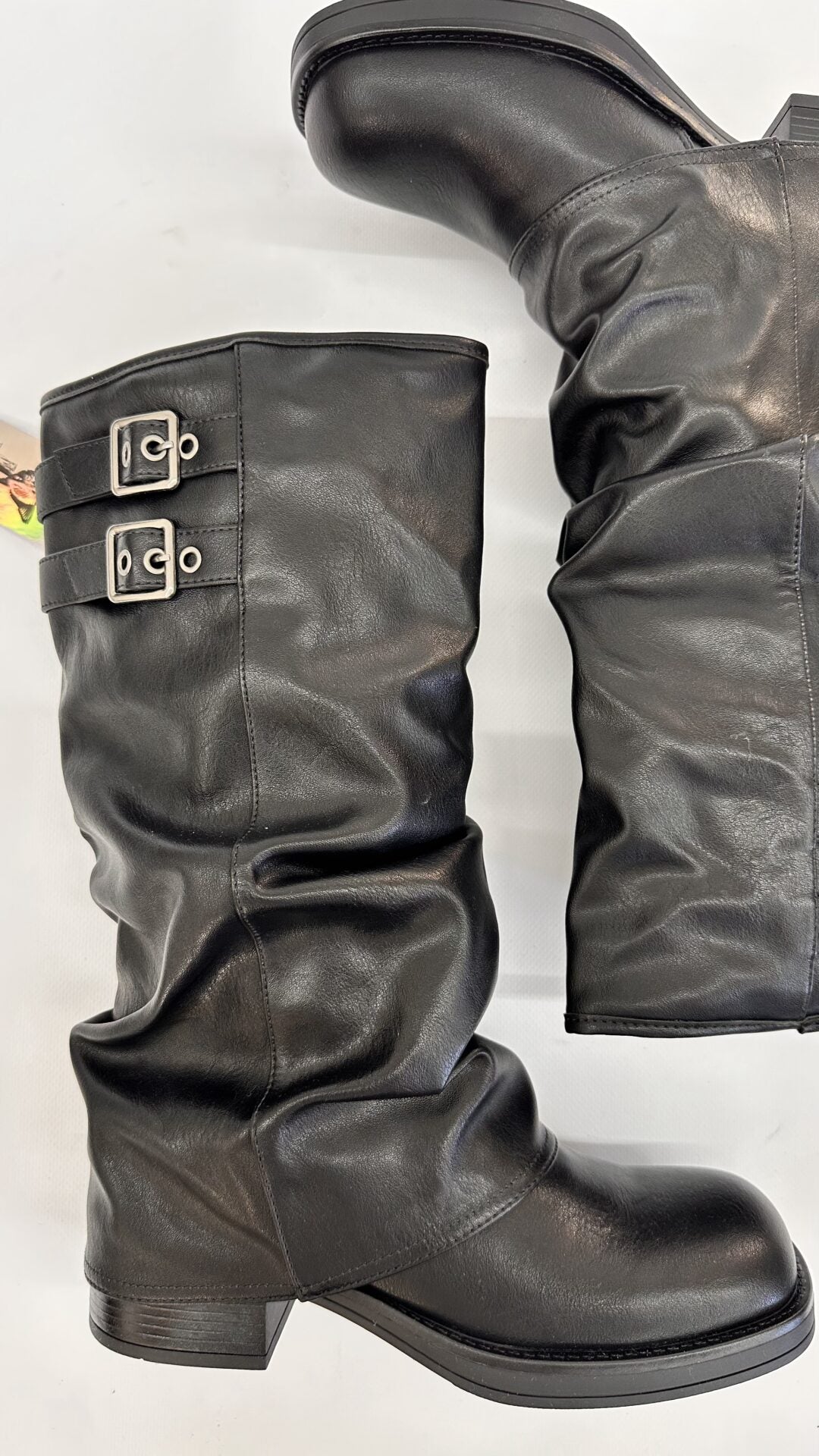 BIKERS RISVOLTATO CON FIBBIE