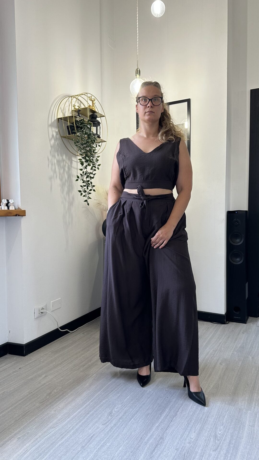 COORDINATO CON TOP MARRONE