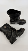 STIVALETTO RISVOLTATO LUCCHETTO NERO