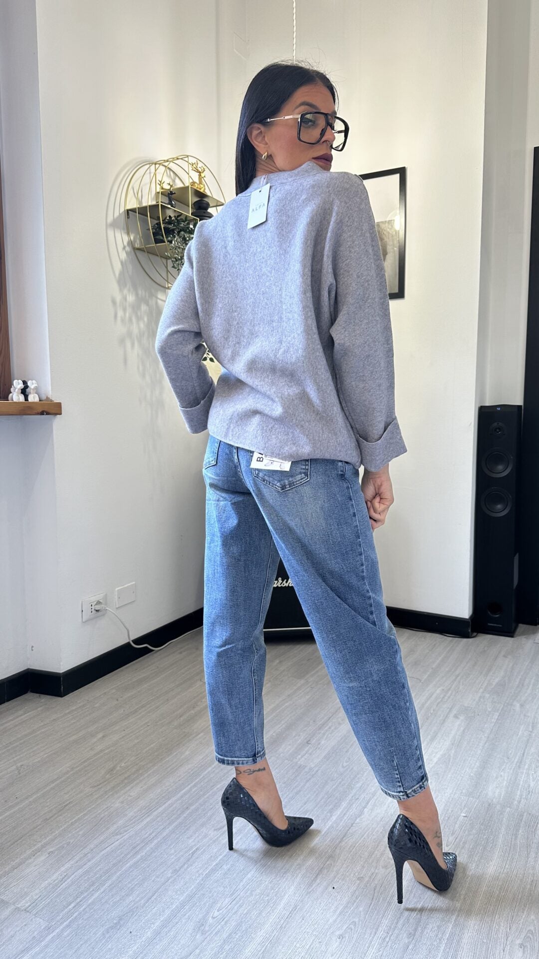 MAGLIONCINO CON BOTTONI GRIGIO