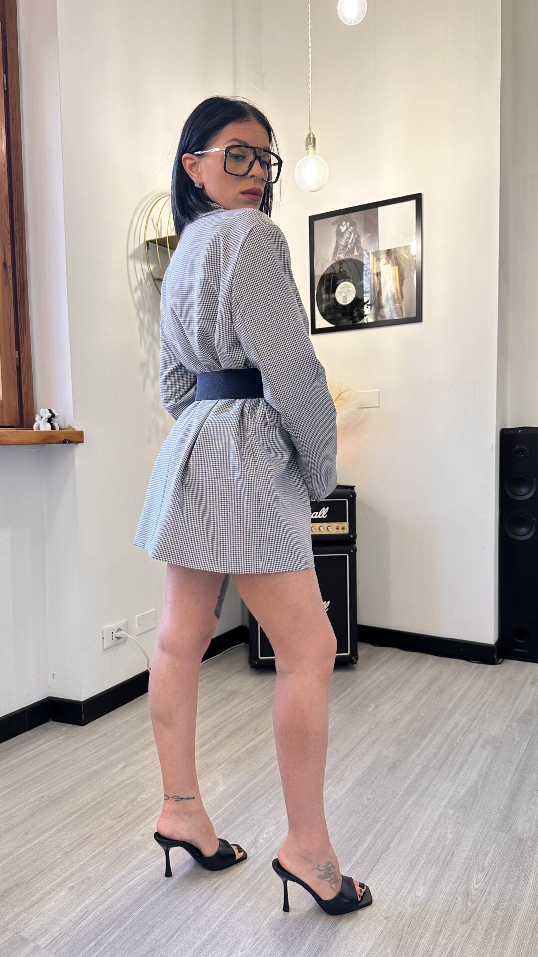 GIACCA A SCACCHI CON CINTURONE