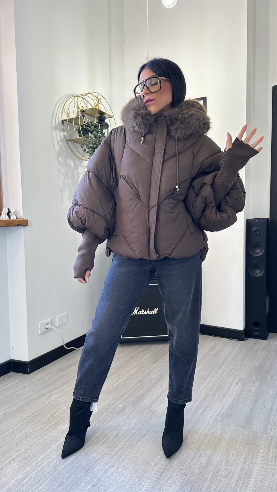 BOMBER OVER CON PELO MARRONE