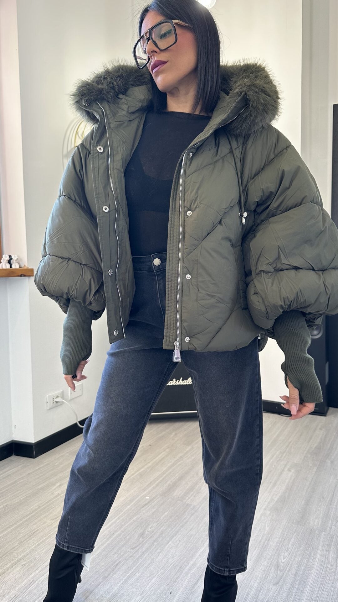 BOMBER OVER CON PELO MILITARE