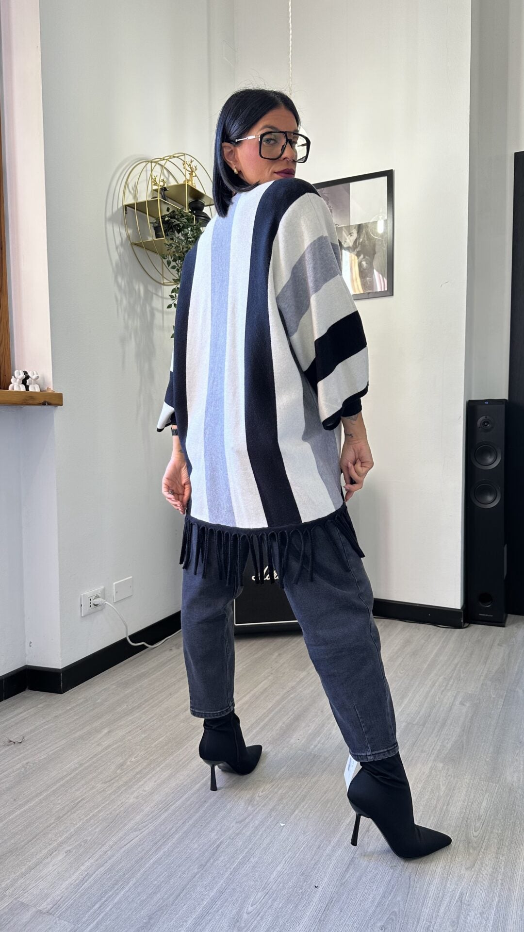 CARDIGAN A RIGHE GRIGIO