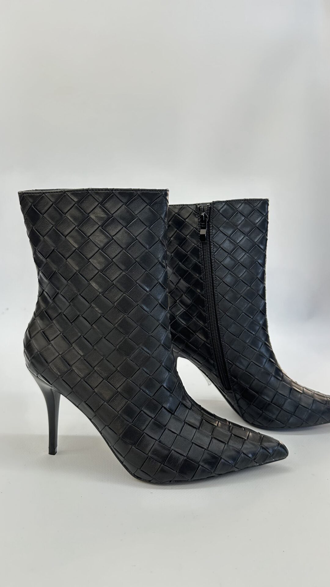 TRONCHETTO BOTTEGA NERO
