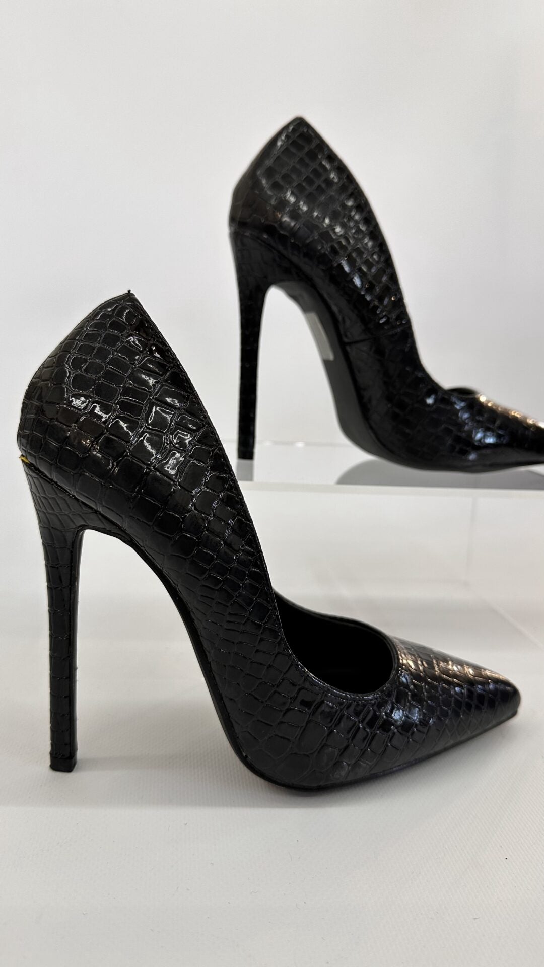 DECOLLETE CROCCO NERA