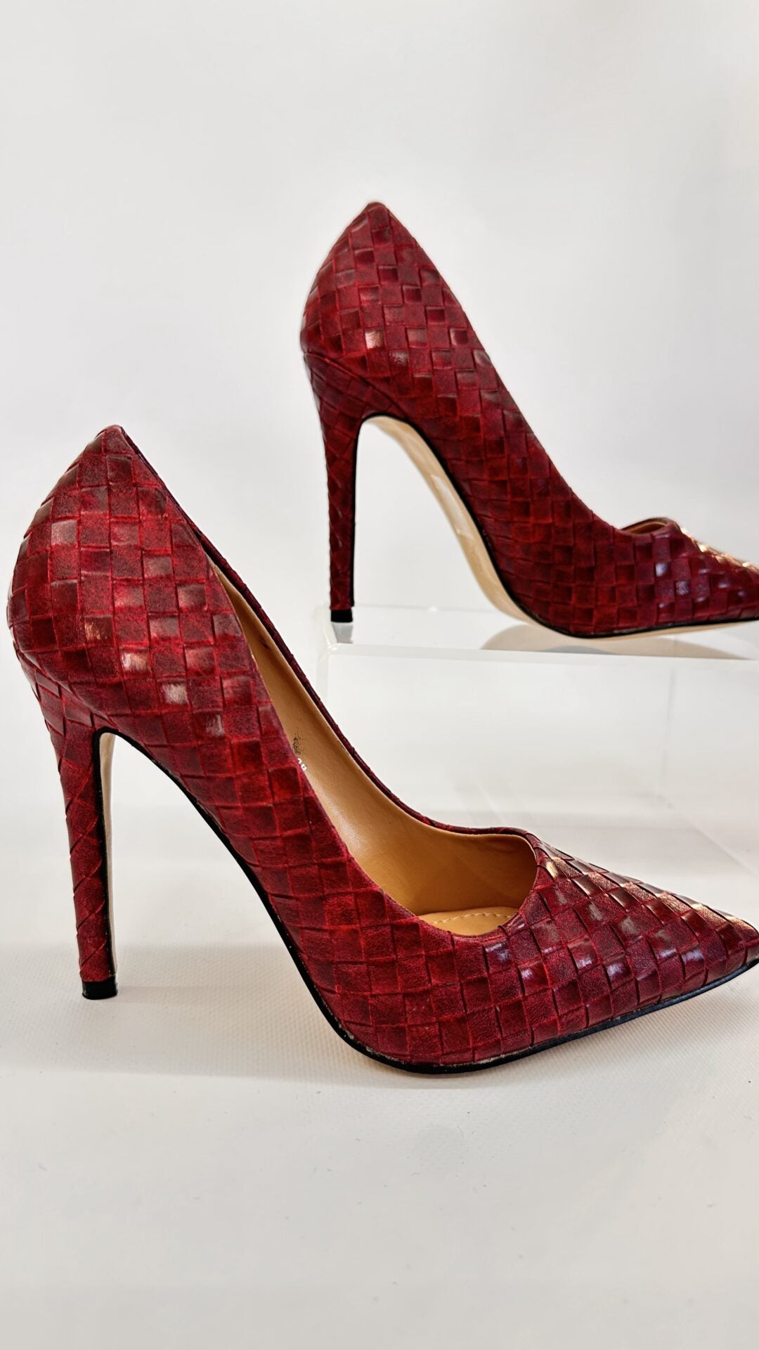 DECOLLETE EFFETTO INTRECCIATO BORDEAUX