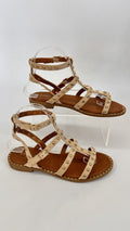 SANDALO SCAMOSCIATO CON BORCHIE BEIGE
