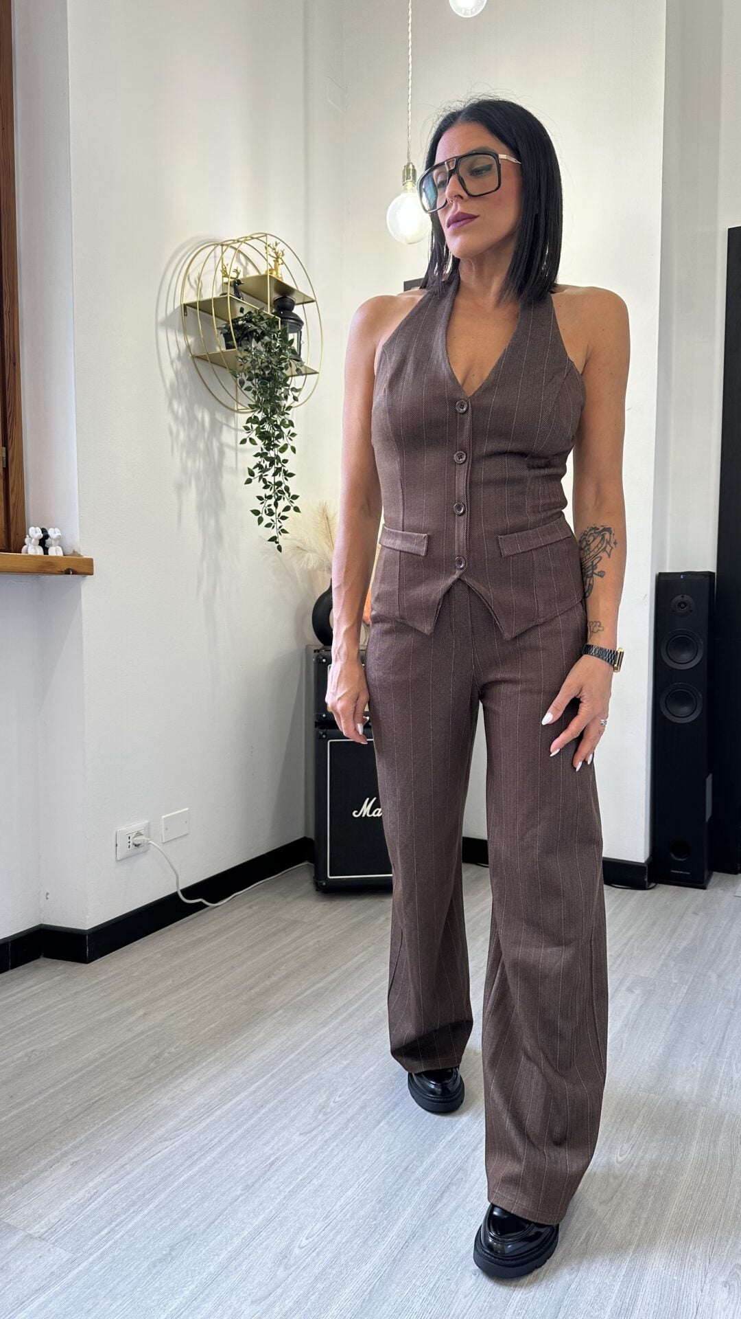 COORDINATO CON PANCIOTTO MARRONE